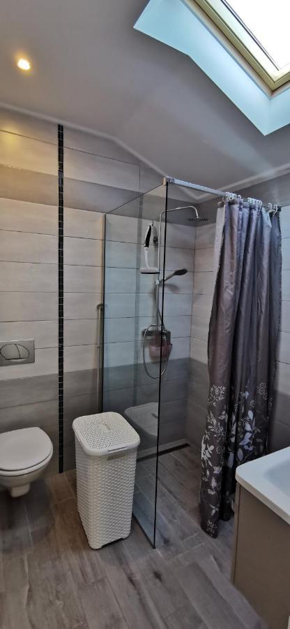 Apartments Angeline Ровиньско село Экстерьер фото