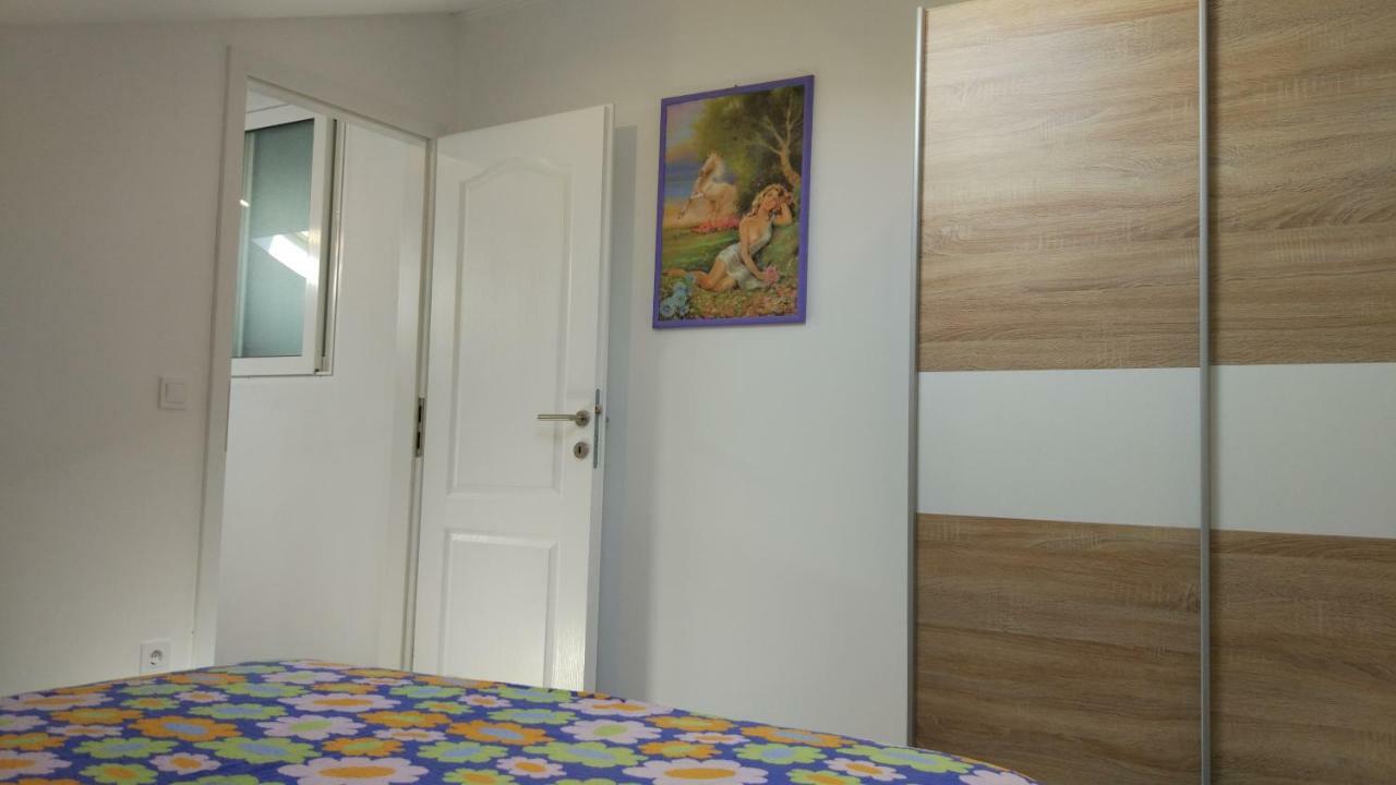 Apartments Angeline Ровиньско село Экстерьер фото